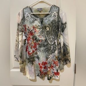 Beautiful Tunic Blouse with small Rhinestones on the front v neck. Worn once.